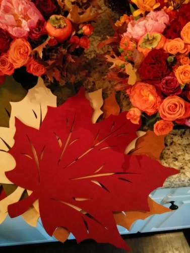 It all started with the leaf placemats we found at Bed Bath & Beyond years ago...which inspired my fall foliage request from Mark's Garden who ALWAYS knows exactly what I'm asking for. Gorgeous.